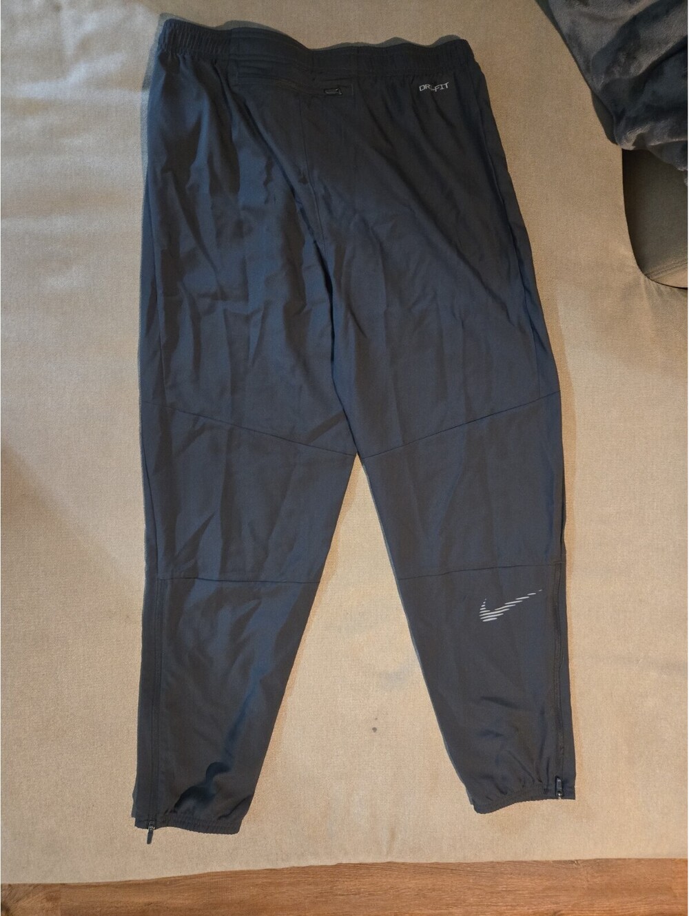 Nike Challenger Flash Dri-FIT Woven Running Pants Size Medium Gray IB3774-010 - Picture 5 of 5